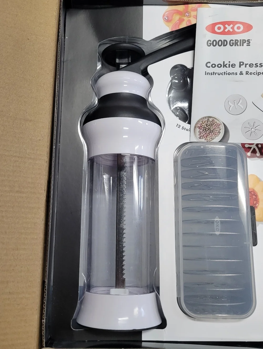 OXO Good Grips 14-Piece Cookie Press Set, Cookie Press with 12 Stainless Steel D